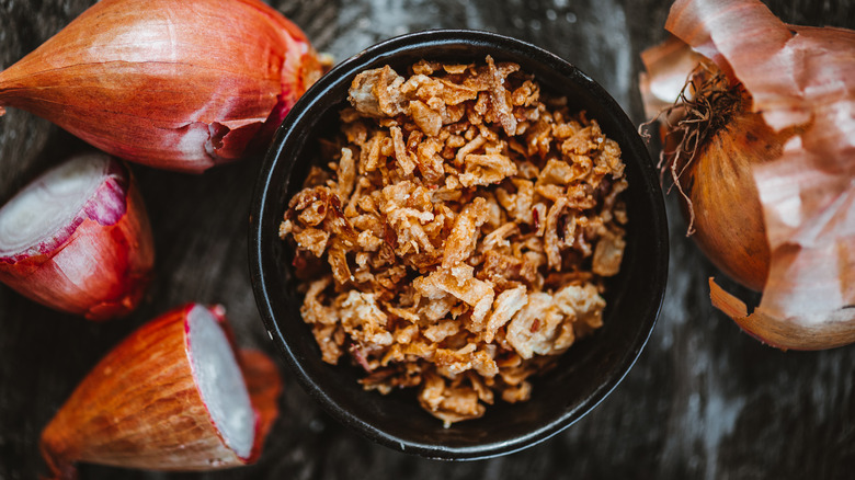 Crispy fried onions in bowl