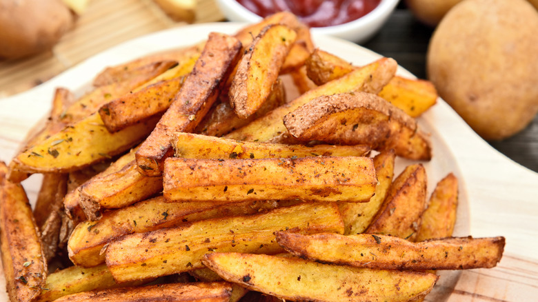 Crispy cajun seasoned fries