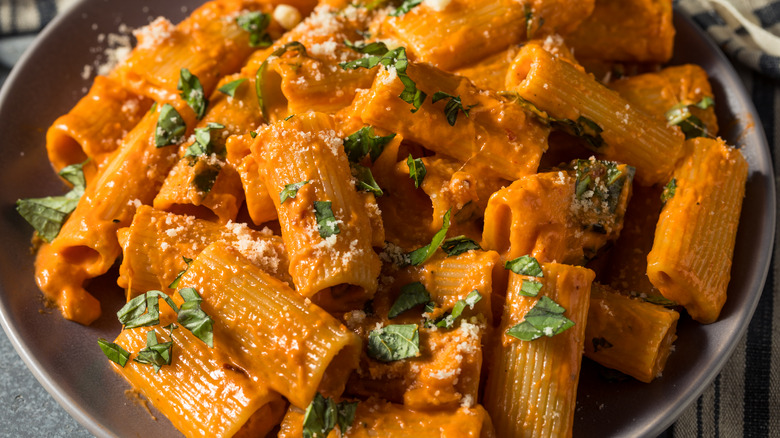 Pasta alla vodka in bowl