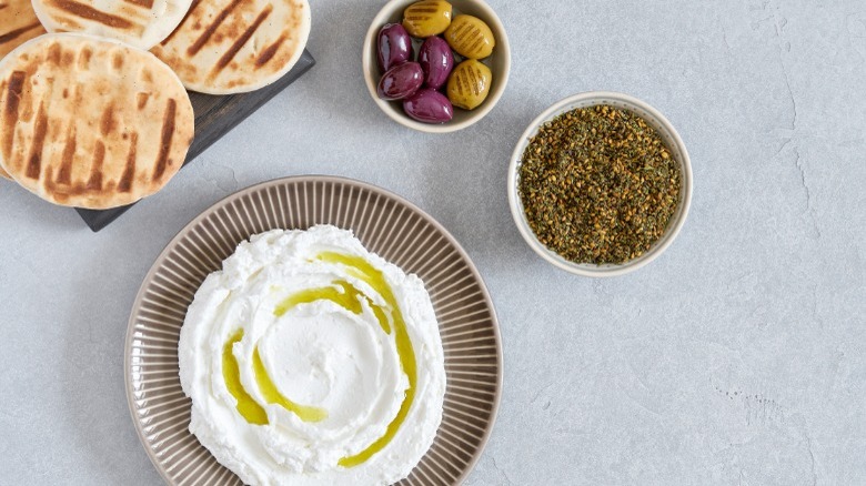 Labneh with pita olives za'atar 