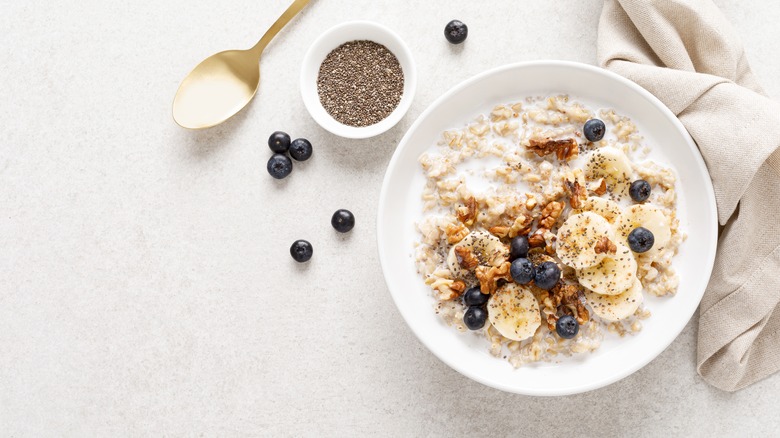 Oatmeal with fruit in bowl