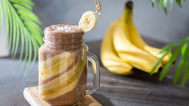 banana milkshake in cup