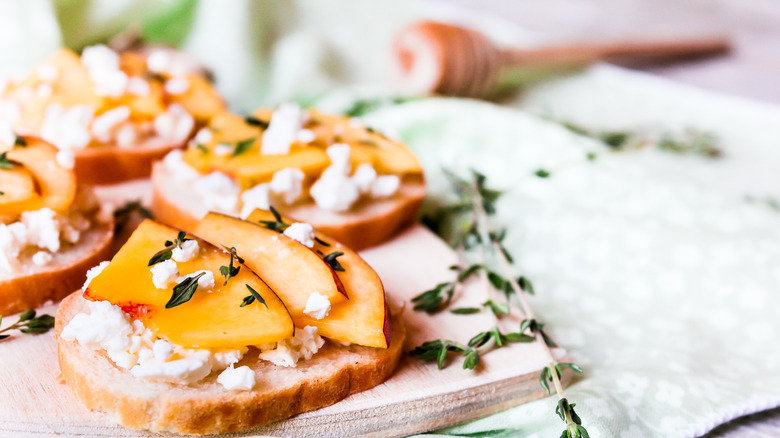 slices of peaches on toast