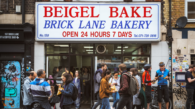 Outside of Beigel Bake