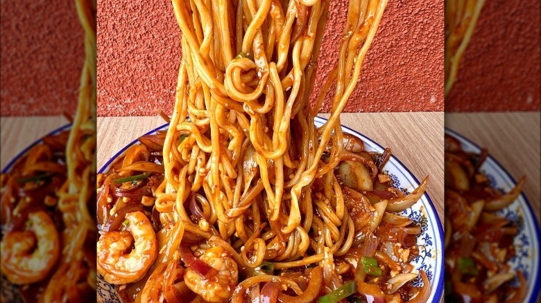 Noodles with shrimp