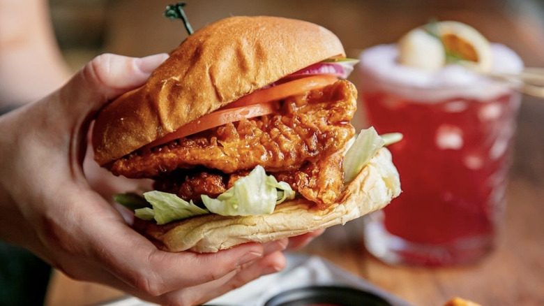 Korean fried chicken turntable sandwich