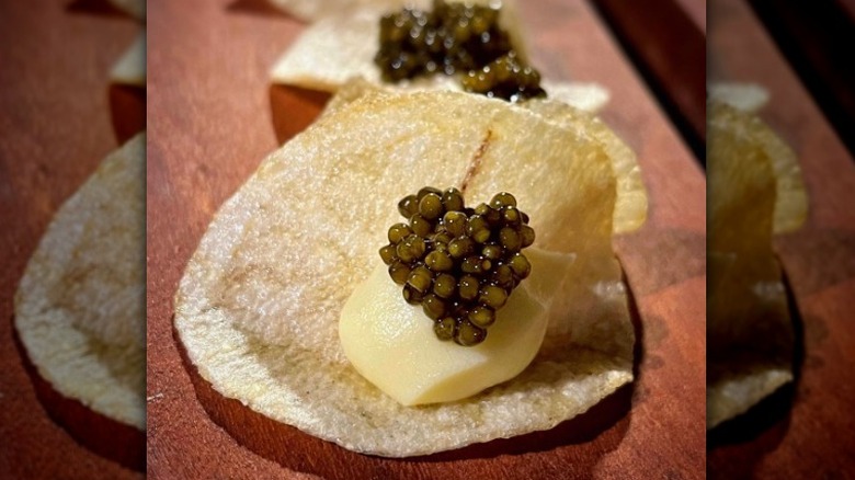 Potato mousseline with caviar 