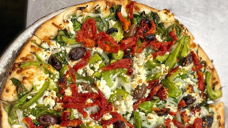 Greek pizza