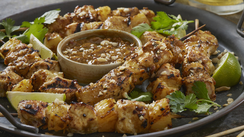 chicken satay nut sauce