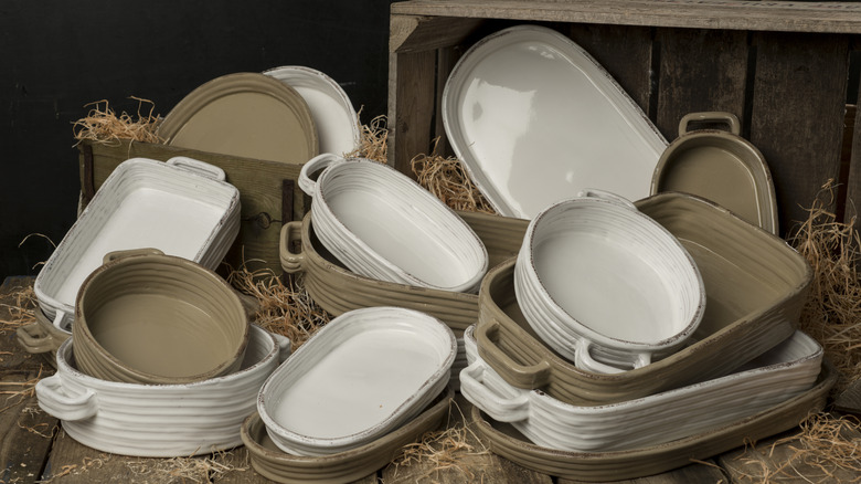 Casserole dishes in multiple sizes