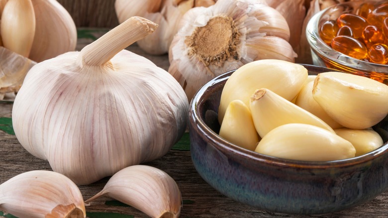 Garlic cloves and garlic