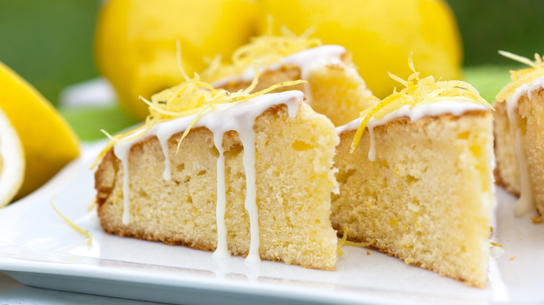 Lemon cake with drizzle