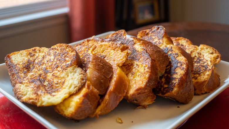 French toast with syrup