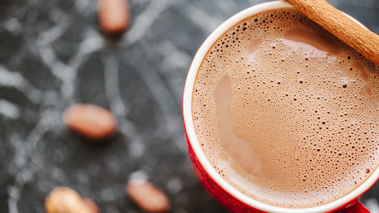 Hot chocolate in mug