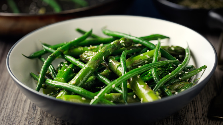 green veggies with sesame seeds