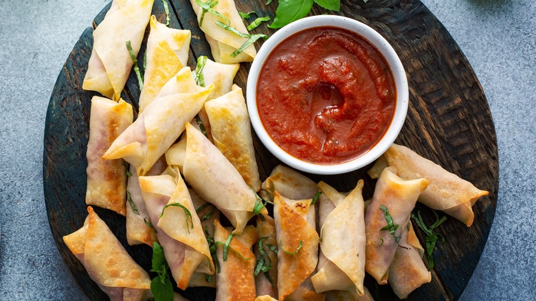 Wonton-wrapped mozzarella sticks