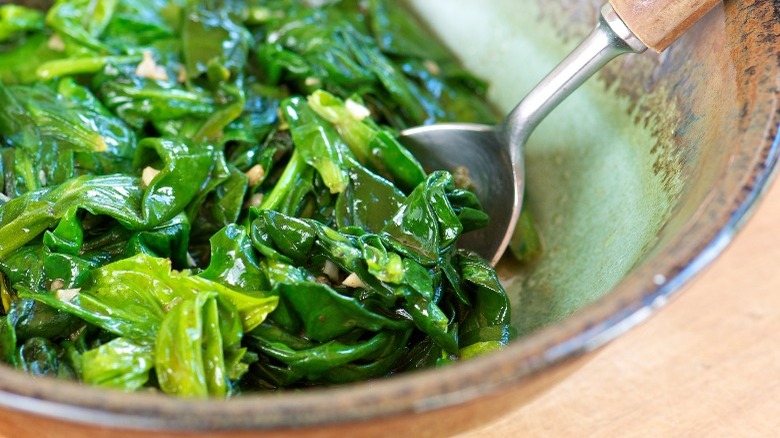 Sauteed spinach with butter