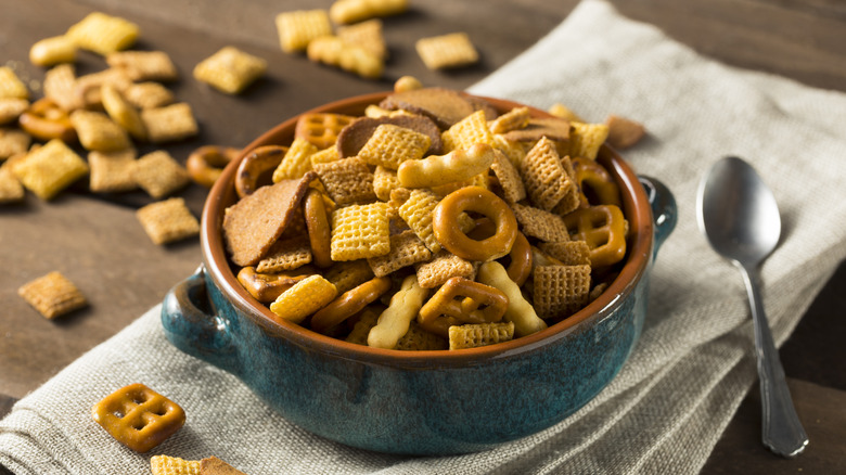 Snack mix in container