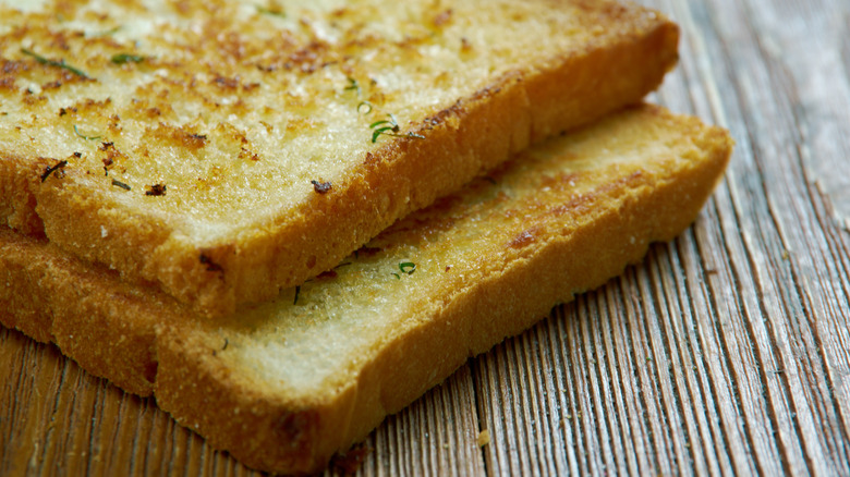 Thick garlic toast