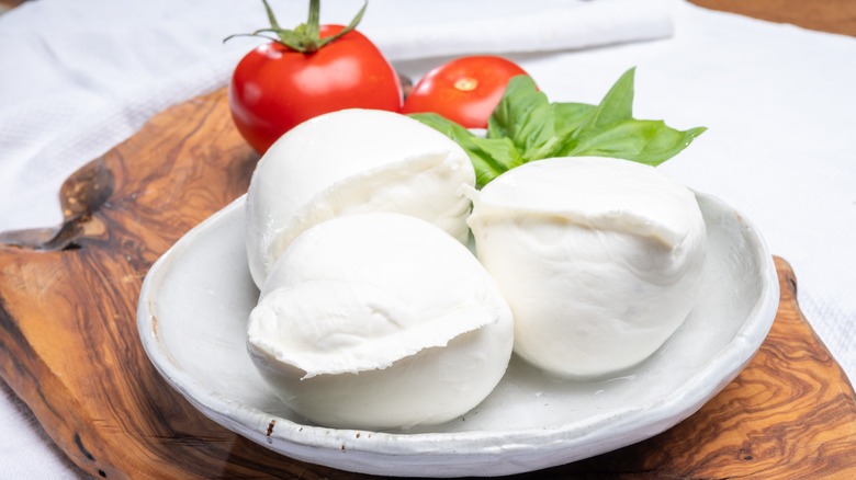 mozzarella cheese and tomatoes