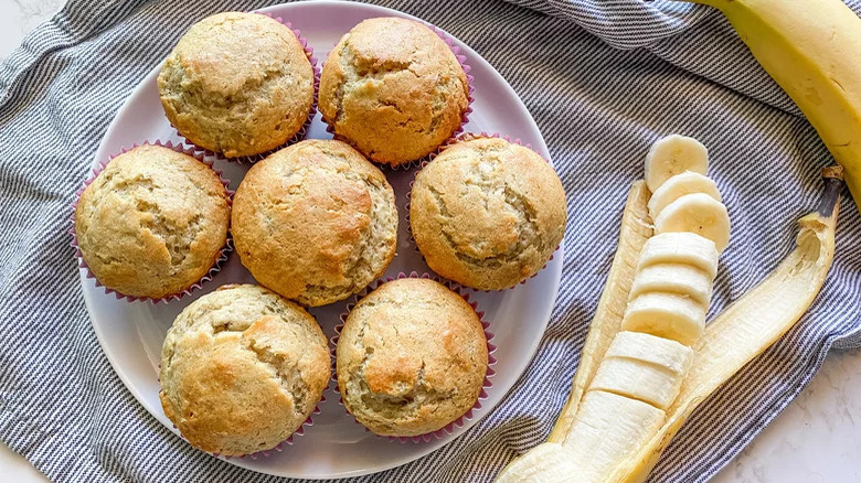 Classic Banana Muffins