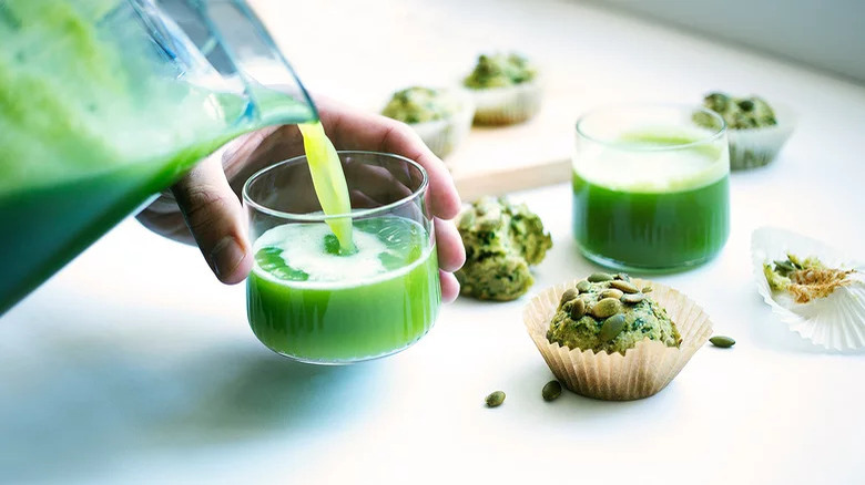 Green Juice And Pulp Muffins