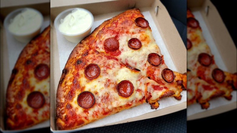 16 Of The Best Spots For Pizza In Buffalo, According To A New Yorker