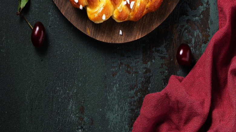 Braided seasoned dough with sesame seeds