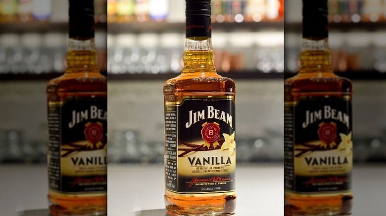 Jim Beam Vanilla bottle