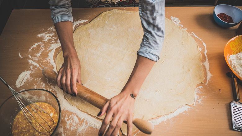 Rolling out pie crust table