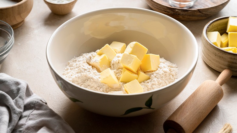 Mixing bowl flour and butter