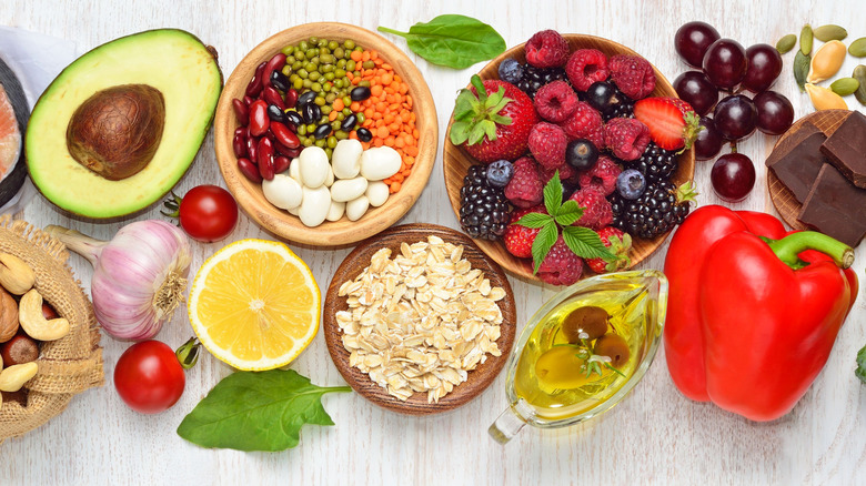 oats with various fruit/vegetables