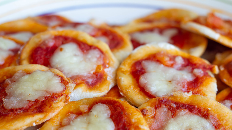 Mini pizza rounds