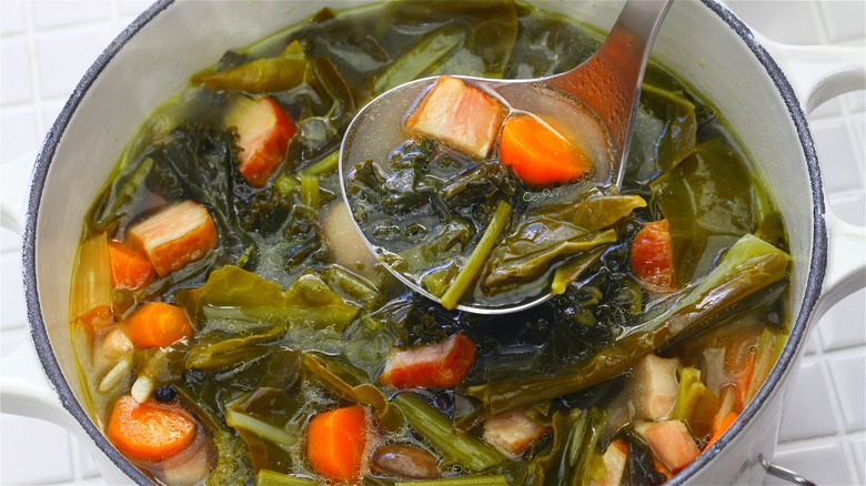 pot of collard greens