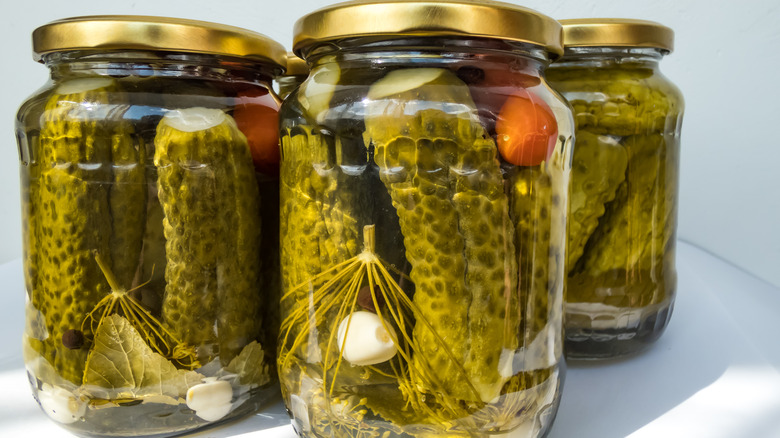 Canned pickles