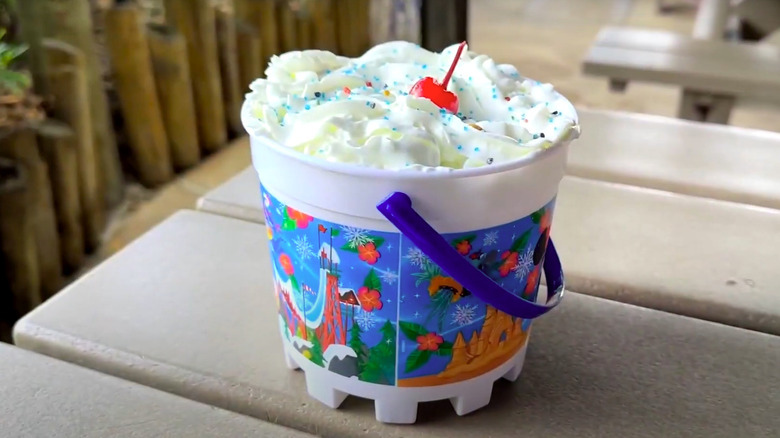 Sand Pail Sundae