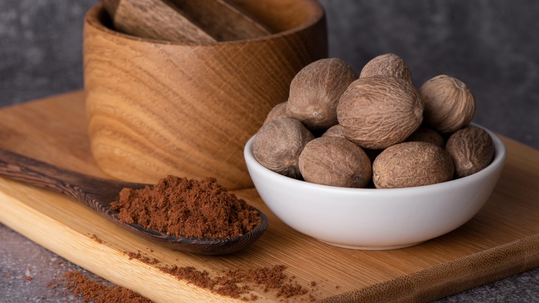 Nutmeg in macro bowl