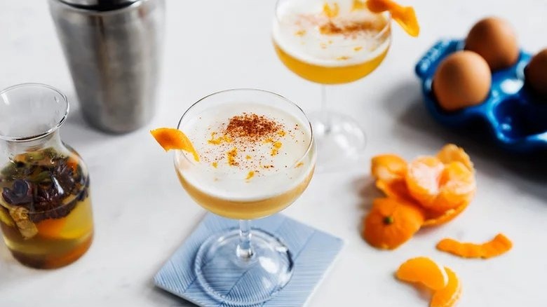 spiced clementine sour cocktails