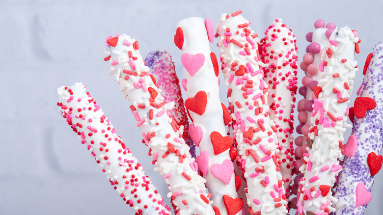 Valentine's pretzel rods