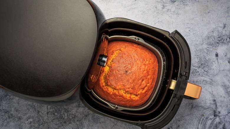 Baking cake in air fryer