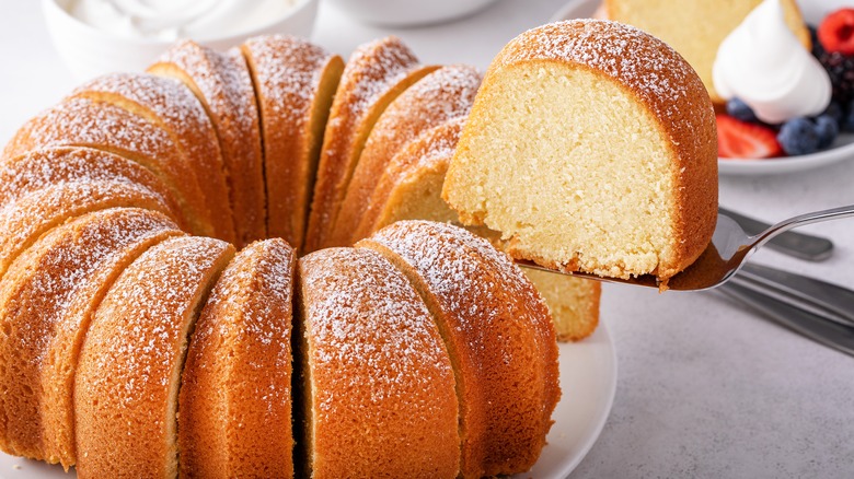 Pound cake in bundt tin