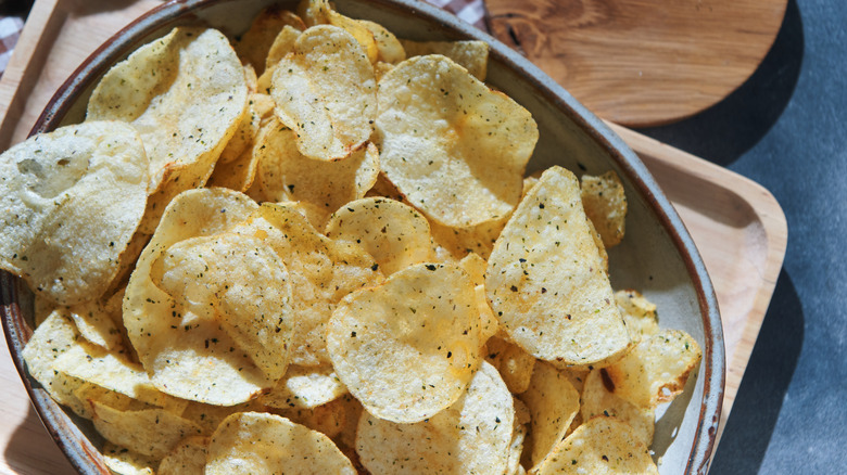 Bowl of salt and pepper potato chips