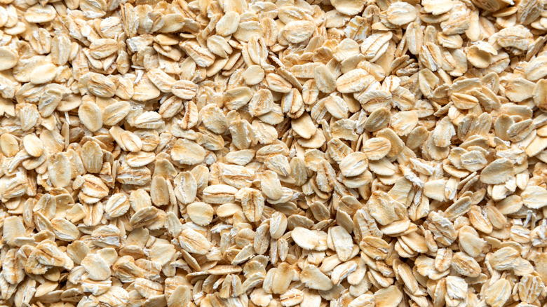 Pile of rolled oats