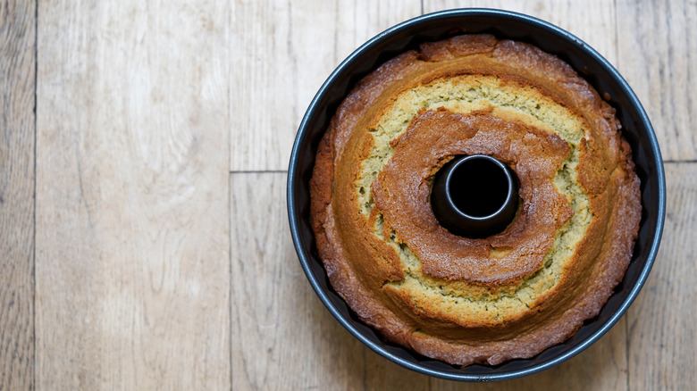 bundt cake in a tin