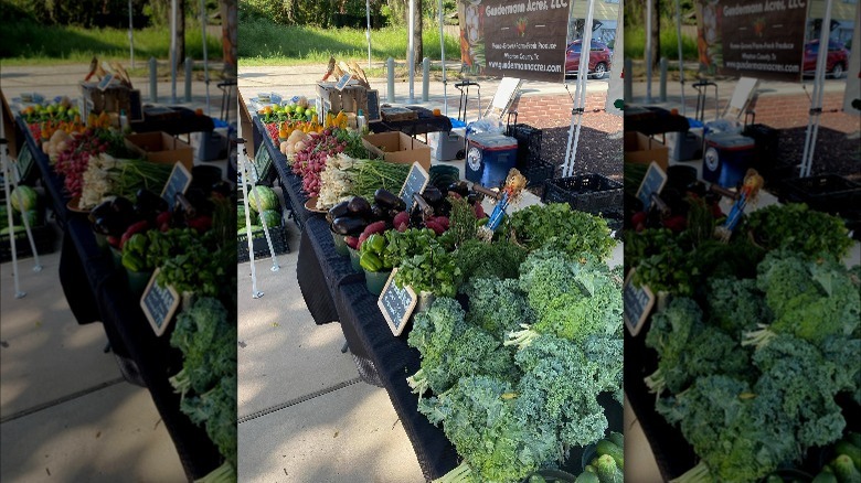 Produce stand at farmers market