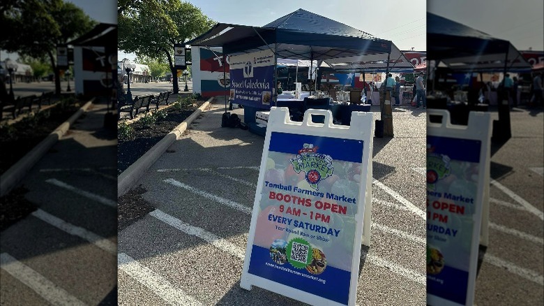 Tomball Farmers Market signage