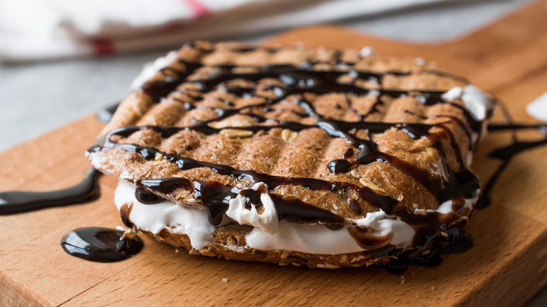 Peanut butter s'mores sandwich