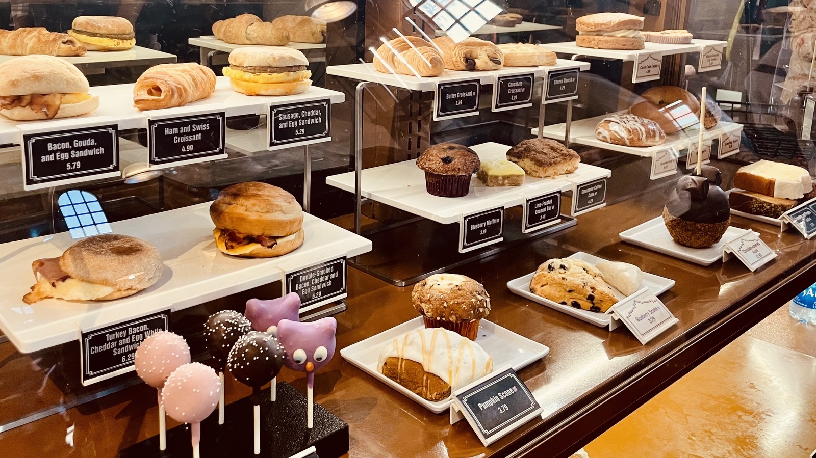 17 Starbucks Pastries Ranked Worst To Best