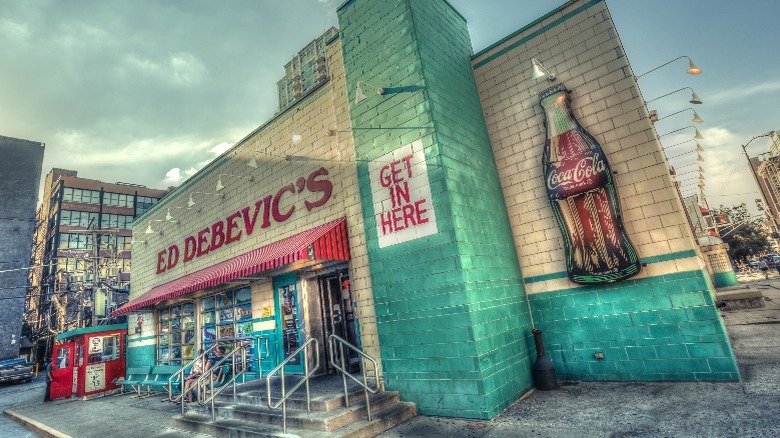 Ed Debevic's exterior