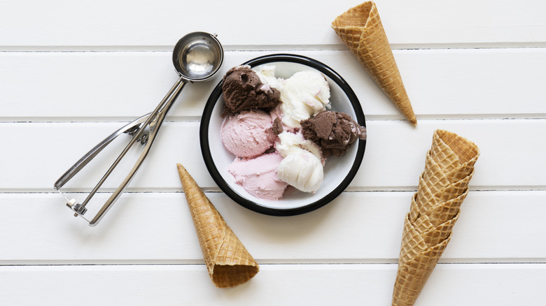 Ice cream cones with bowl